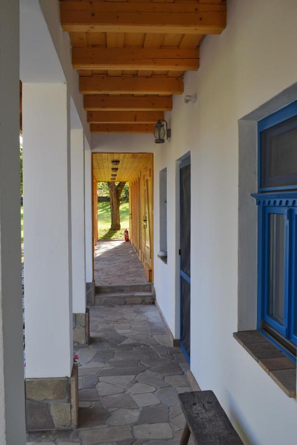 Csenduelo Vendeghaz Apartment Noszvaj Bagian luar foto